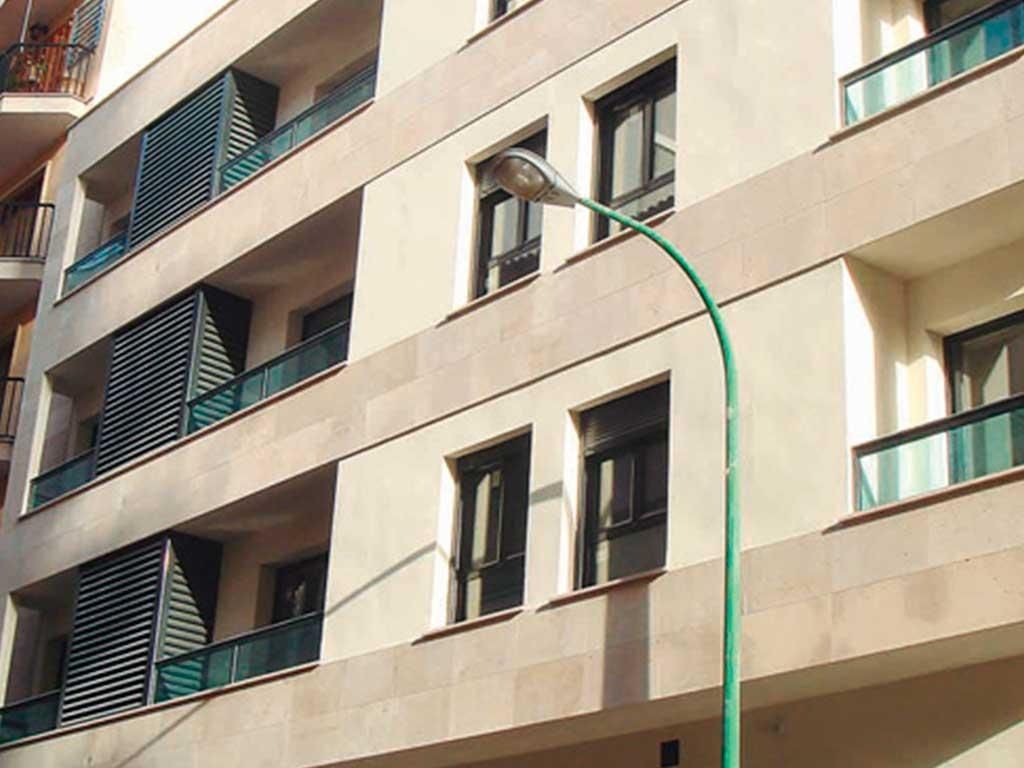 Edificio residencial Martín Borneo 11 en Son Dameto de Palma en el año 2007