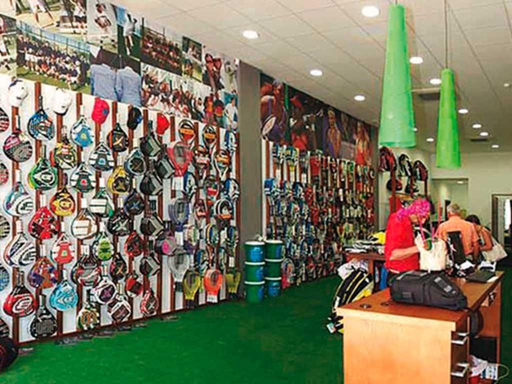 Reforma de tienda de ténis y padél de Palma de Mallorca en el año 2012