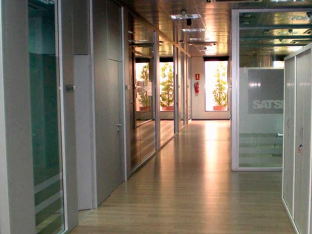 Reforma integral de las instalaciones del Sindicato de Enfermería SATSE de Palma de Mallorca en el año 2009.